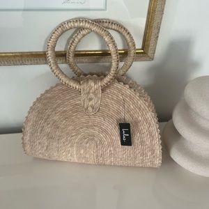 NWT Straw woven raffia clutch